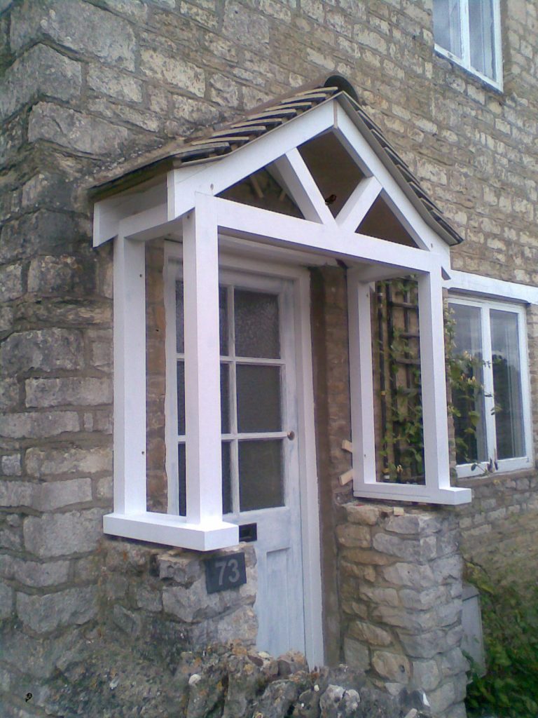 Porch with a cotswold tiled roof, Witney