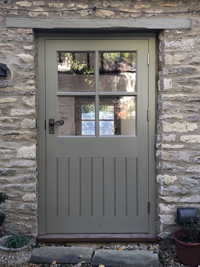 Cottage door with bead and flush boarding, Tackley